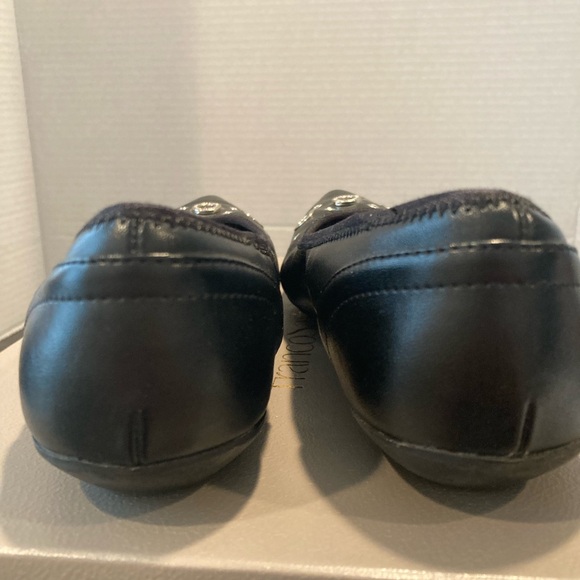 Anne Klein Sport black flats with grommets. EUC. - Picture 2 of 6